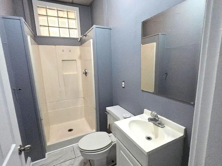 8 Saint John Street — Photo 9