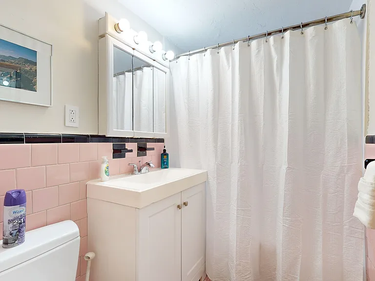 79 Chestnut St #1B1 — Photo 10
