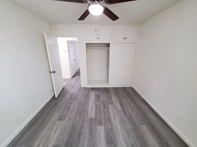 Marina Oaks — Photo 17