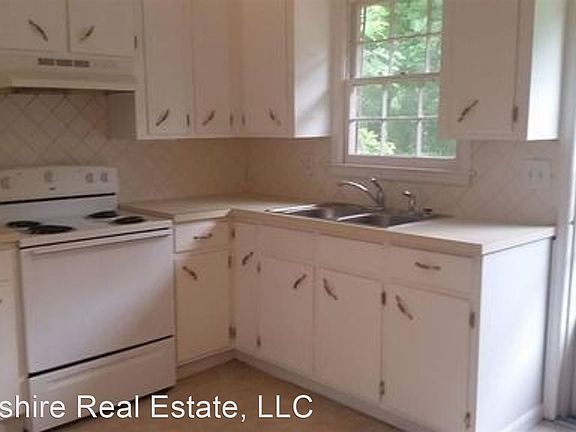 2nd image of 2822 Kulman Pl