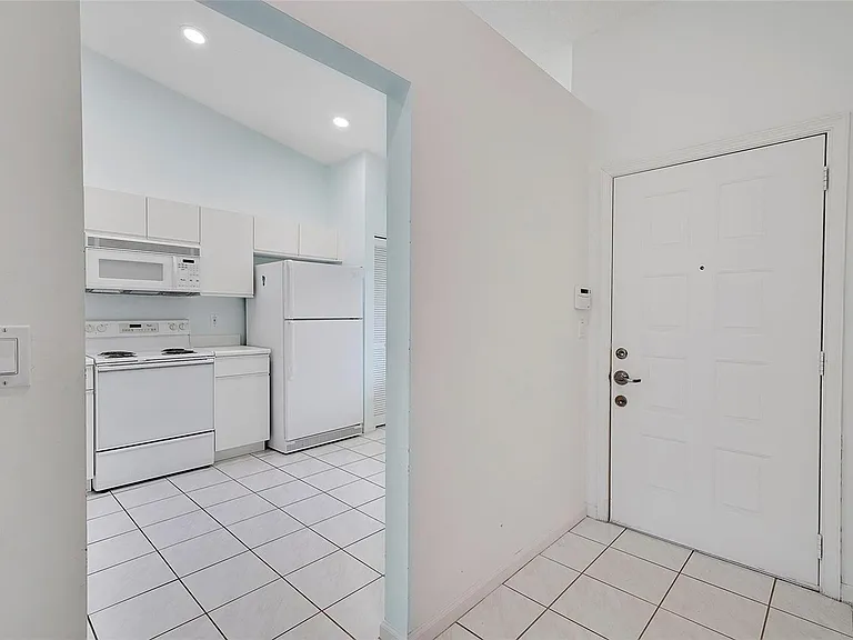 5876 Regal Glen Dr #201 — Photo 7