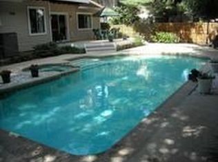 11505 Flints Grove Ln, Gaithersburg, MD 20878