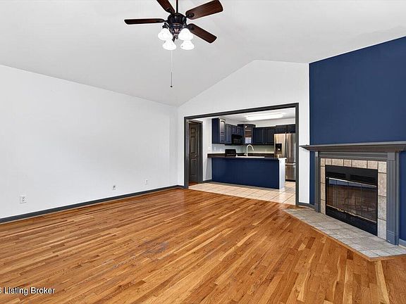 4th image of 11304 Cox Ave
