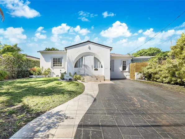 9056 Emerson Ave, Surfside, FL 33154