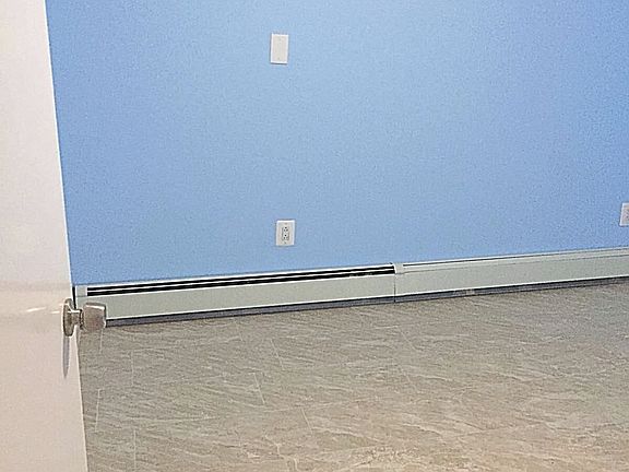 4th image of 2410 88th St