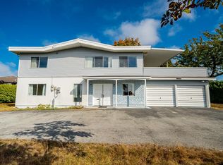12209 64th Ave, Surrey, BC V3W1W6