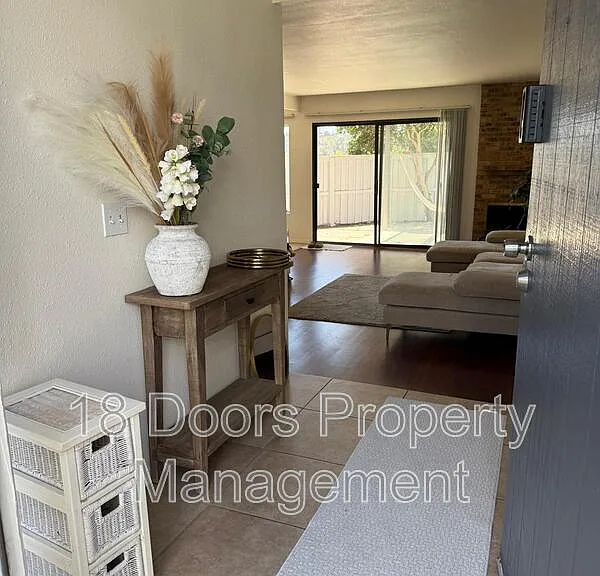 8039 Caminito Mallorca — Photo 4