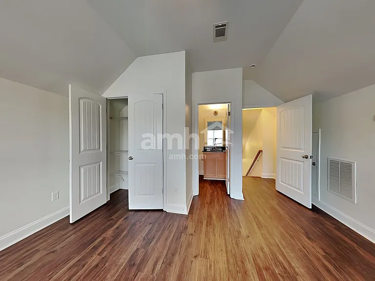 24 Madeline Cir — Photo 18