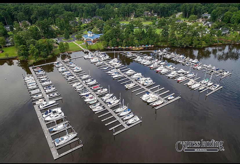 1st image of 100 Marina Dr