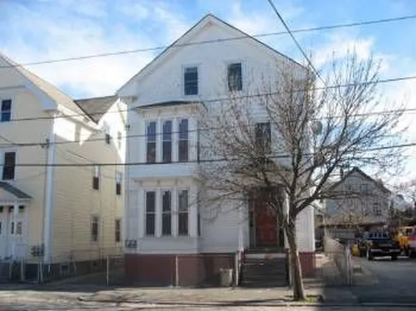 148 Wendell St, Providence, RI 02909