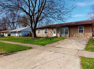 3246 Chaucer Dr, Lafayette, IN 47909