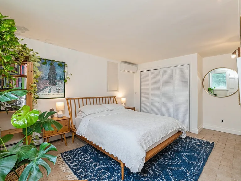 17 S Geneva Ct — Photo 19