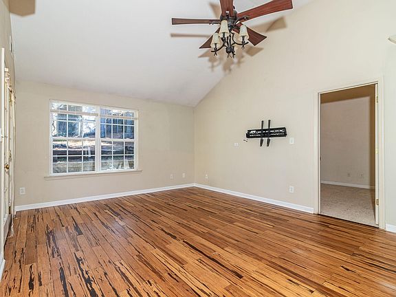 5th image of 1118 Woodberry Trail