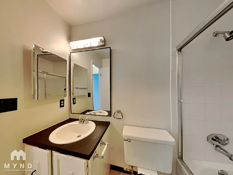 1050 S Monaco Pkwy #91 — Photo 18
