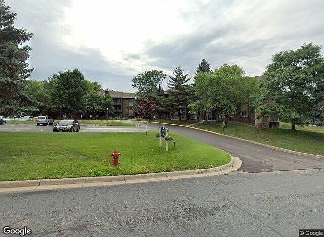 1st image of 3425 Golfview Dr APT 114