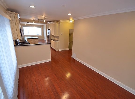 3rd image of 2414 N 75th Ct