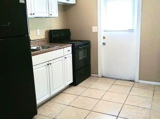 5549 59th Way N APT B, Saint Petersburg, FL 33709