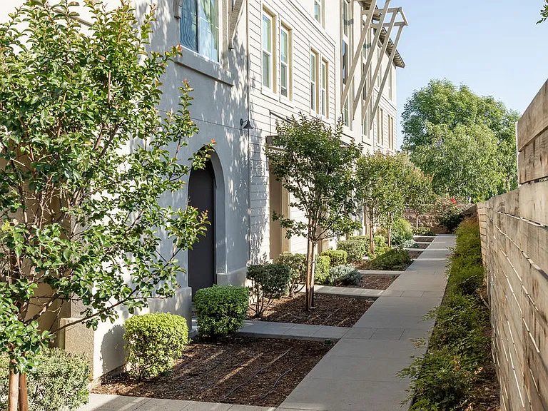 Trio Townhomes — Photo 1