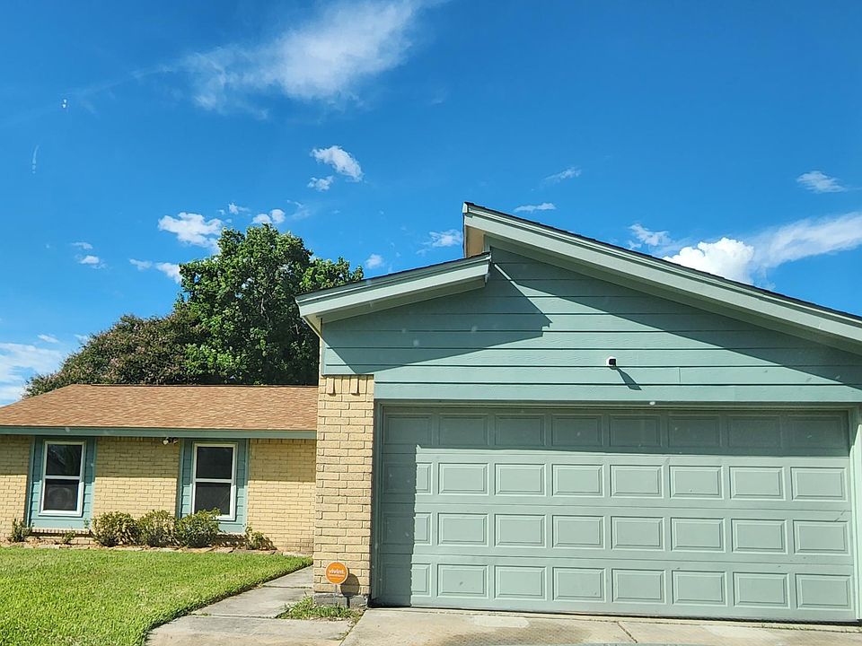 4906 Valley View Dr. LaPorte TX 77571 (Glen Meadows)