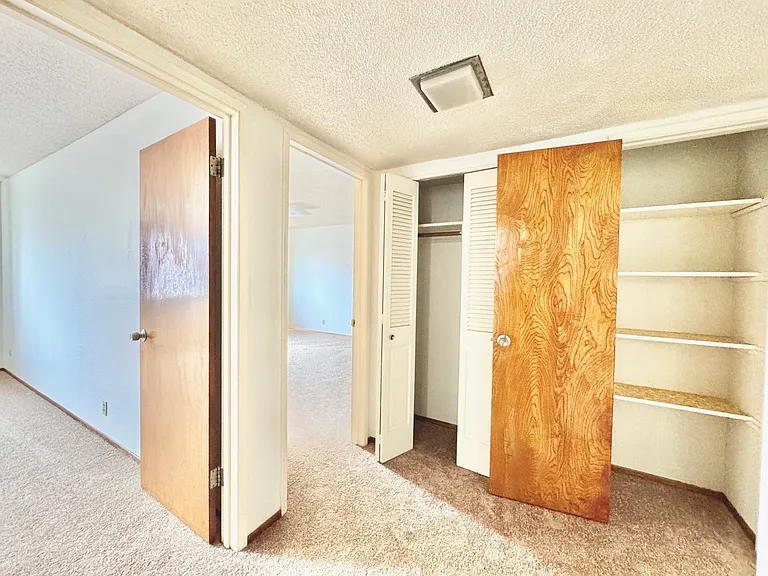 3061 Kansas St — Photo 11
