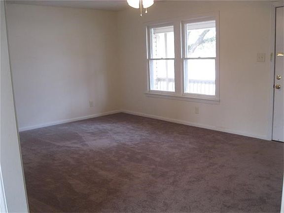 3rd image of 893 Alcoa Ave