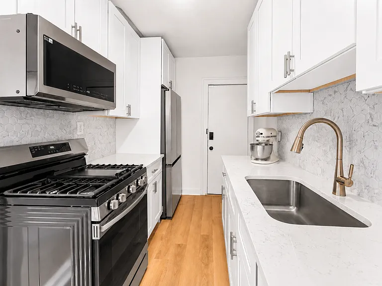 Kitchen 3