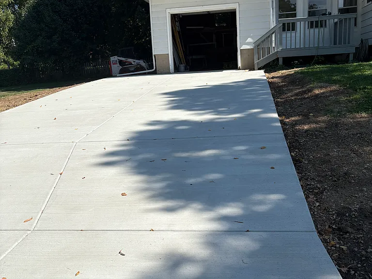 1502 Steensland Dr — Photo 3