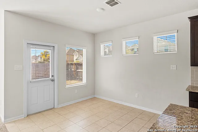 8904 Portobello Way — Photo 9
