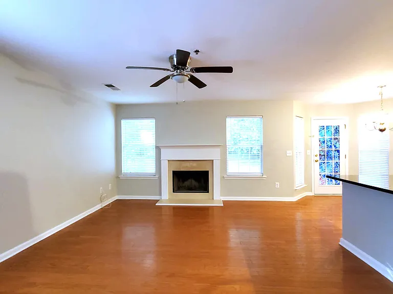 Open living space!