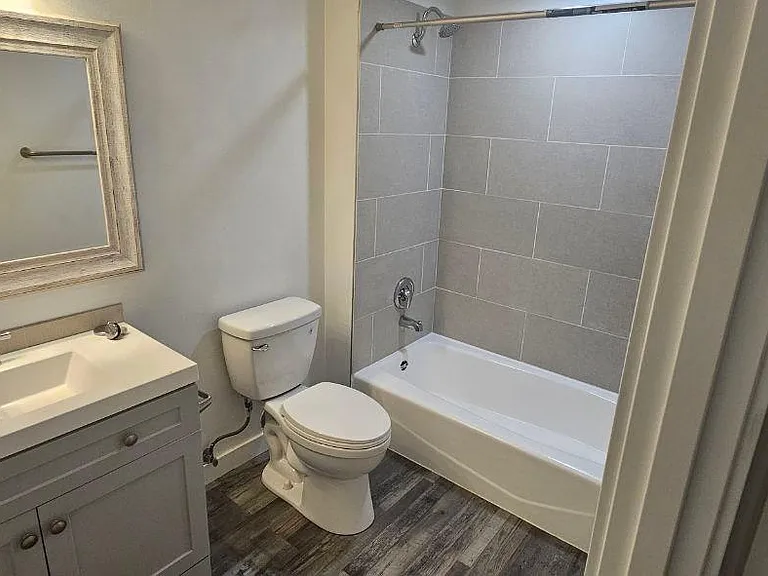 19 Ward St #B1 — Photo 10
