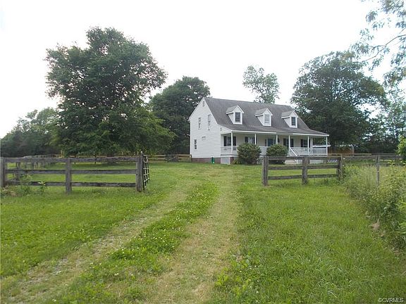2nd image of 17423 Sleepy Hollow Ln