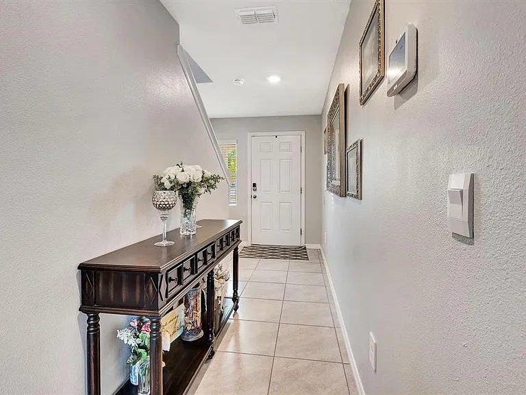 2942 Rock Sound St — Photo 5