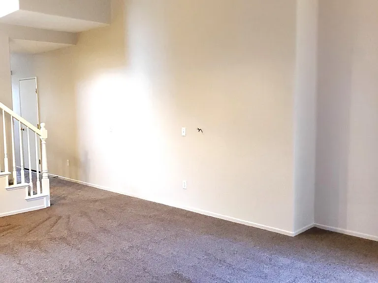144 Adelia Way — Photo 8