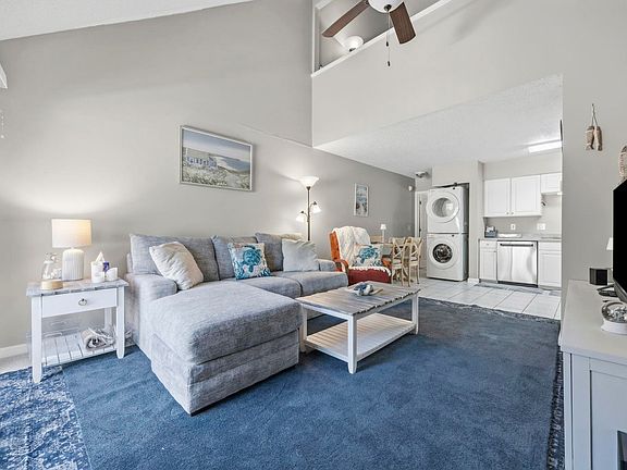 5th image of 416 Cambridge Circle #H5