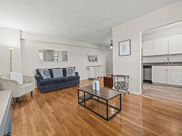282 E 35th St APT 7E, Brooklyn, NY 11203