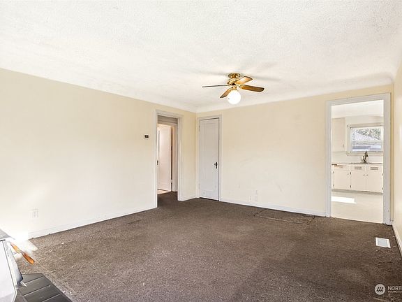 5th image of 811 119th Street S