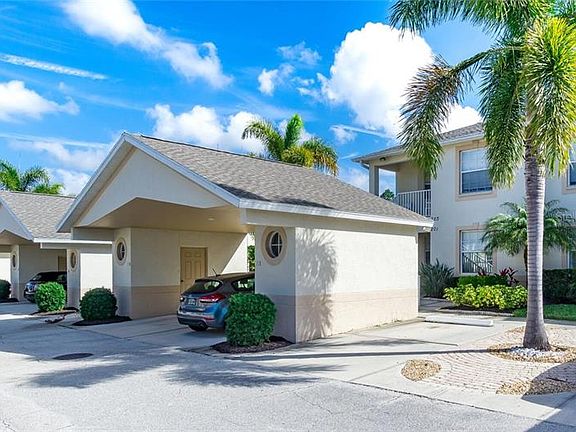 3rd image of 203 Auburn Lakes Cir #203