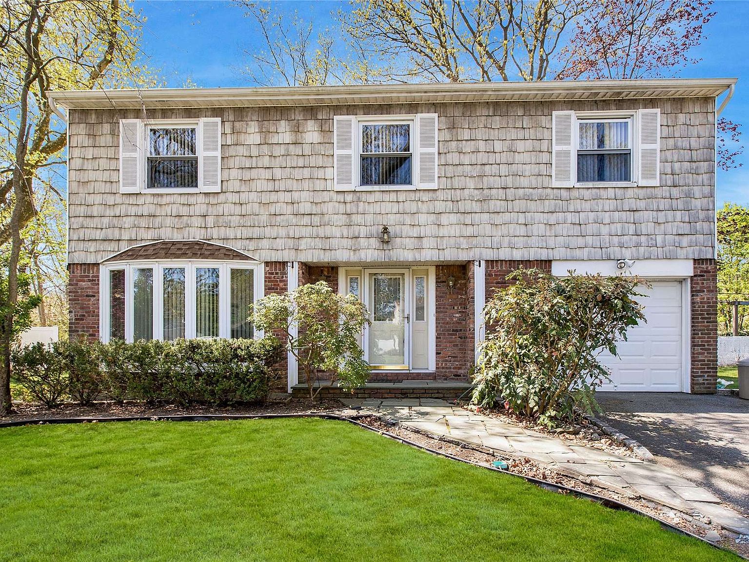 10 Tulipwood Drive, Commack, NY 11725 Zillow