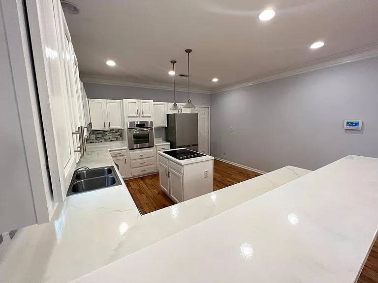 1912 E Farris Ave — Photo 20