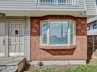 1917 24th St SW, Calgary, AB T3E1S9