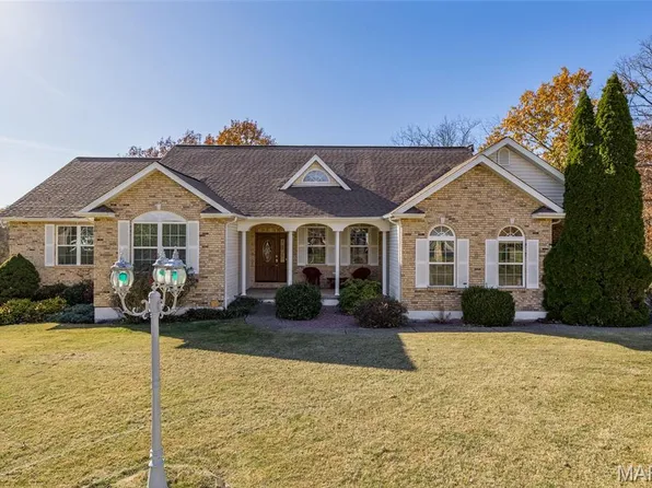10507 Glen Oaks Dr, Festus, MO 63028