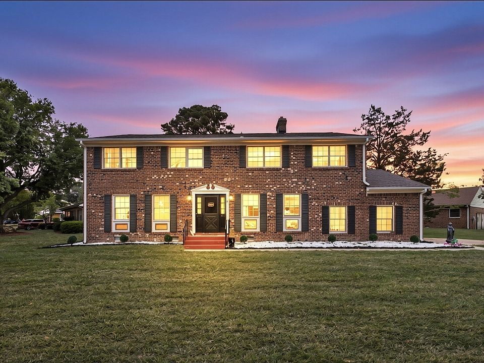 1st image of 4760 Marlborough Dr