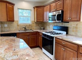 6387 Etiwanda Ave, Reseda, CA 91335