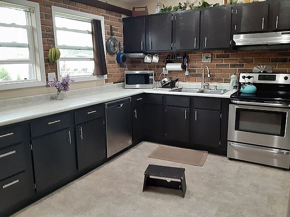 2nd image of 7854 Chestnut Ave