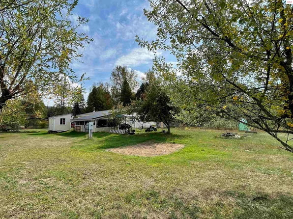 483 El Rio Dr, Priest River, ID 83856