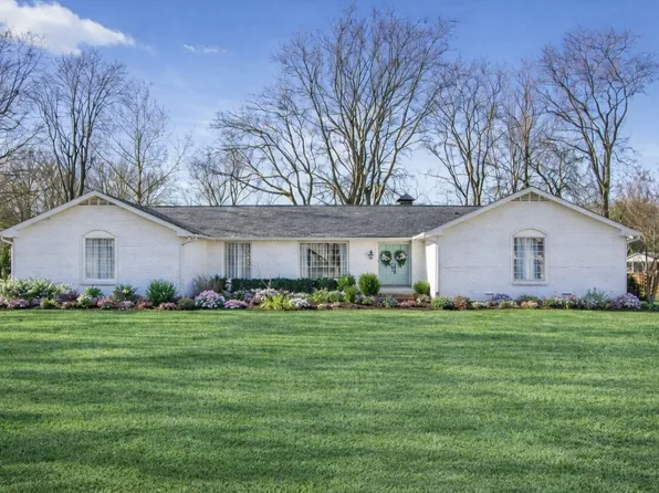 116 Lake Vista Dr, Hendersonville, TN 37075