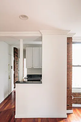 Rented by Sky Management | media 18