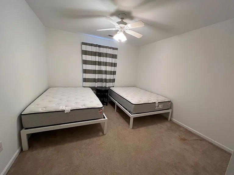 555 Tayrn Dr — Photo 13