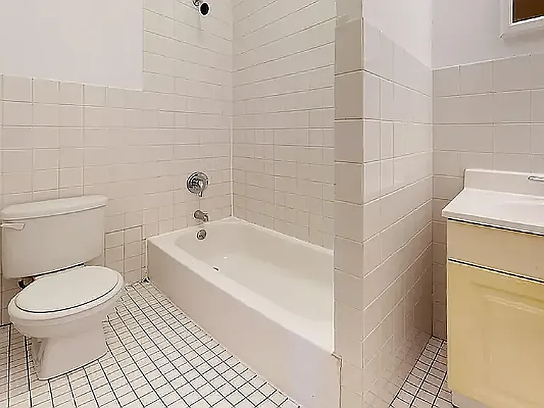 720 2nd Ave #14 — Photo 7