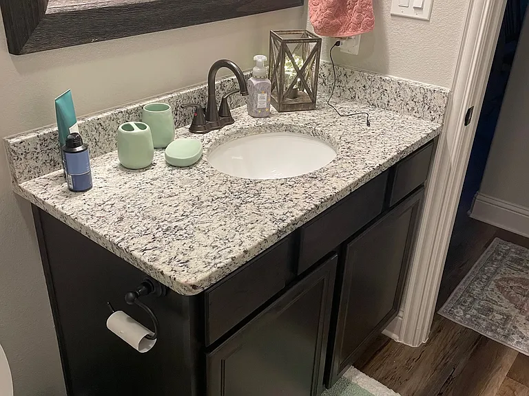 1304 Saratoga Dr — Photo 10